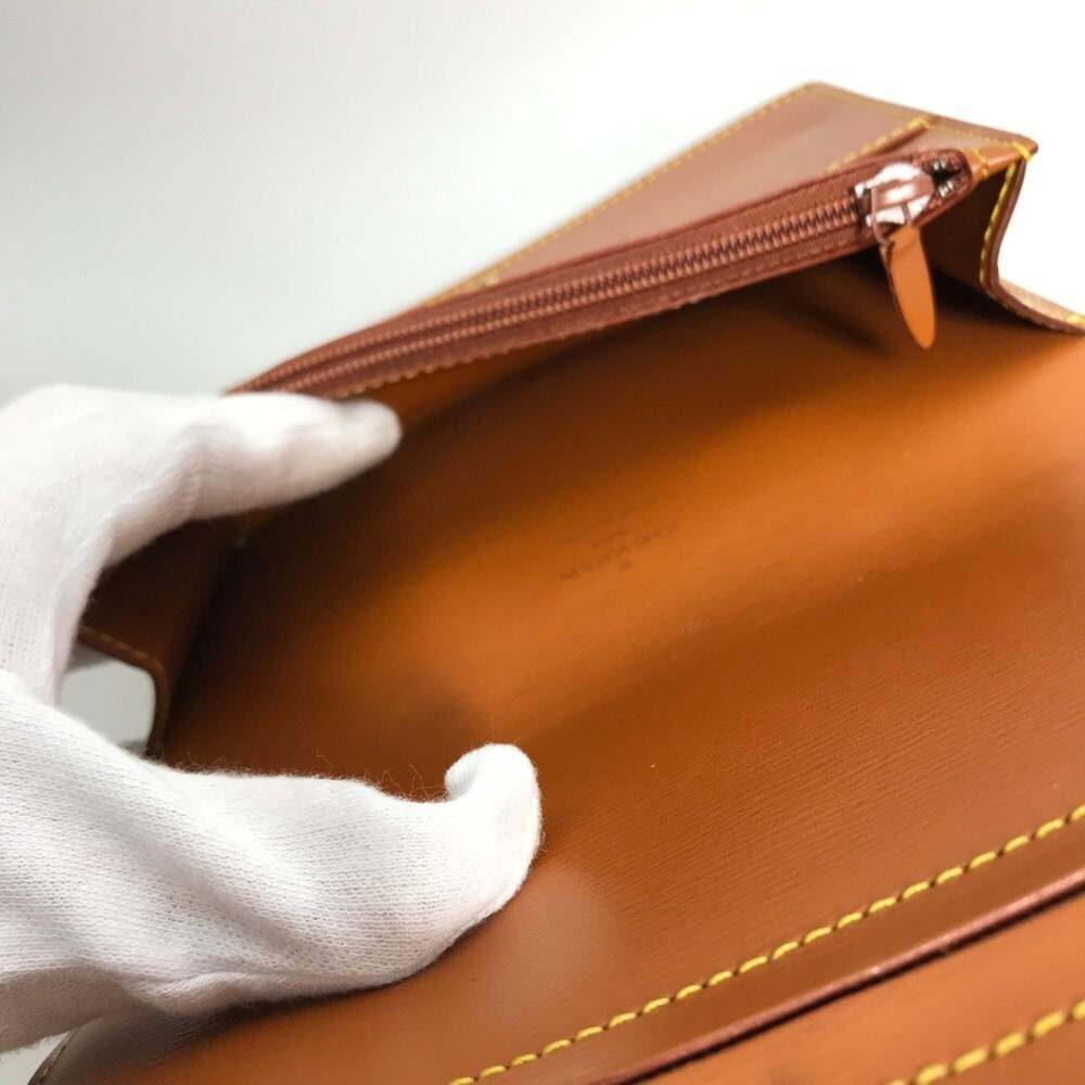 LOUIS VUITTON Brown Leather Pouch - Picture 10 of 12